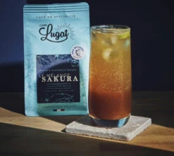 250g Café En Grains : Le Mélange Sakura - Cafés Lugat -Maxicoffee le melange sakura lifestyle